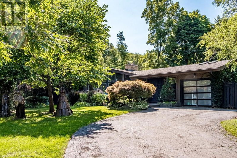 858 MONTGOMERY Drive  Ancaster, L9G3H9 | Image 4