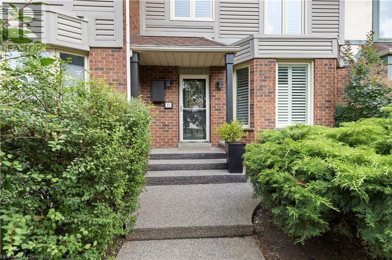 11 WATERFORD Crescent  Stoney Creek, L8E4Z8 | Image 4