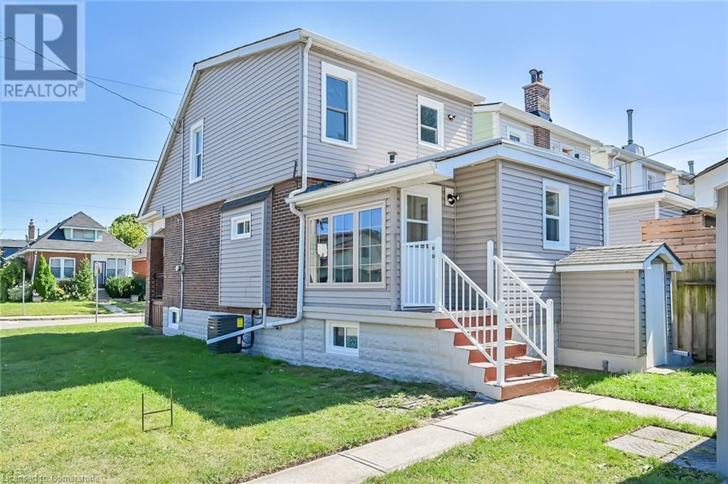 145 CONNAUGHT Avenue N Image 34