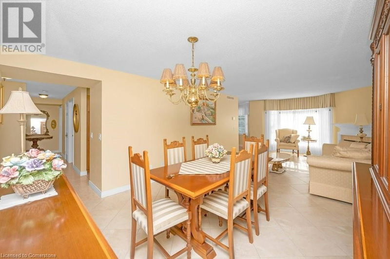 990 GOLF LINKS Road  Ancaster, L9K1J8 | Image 7