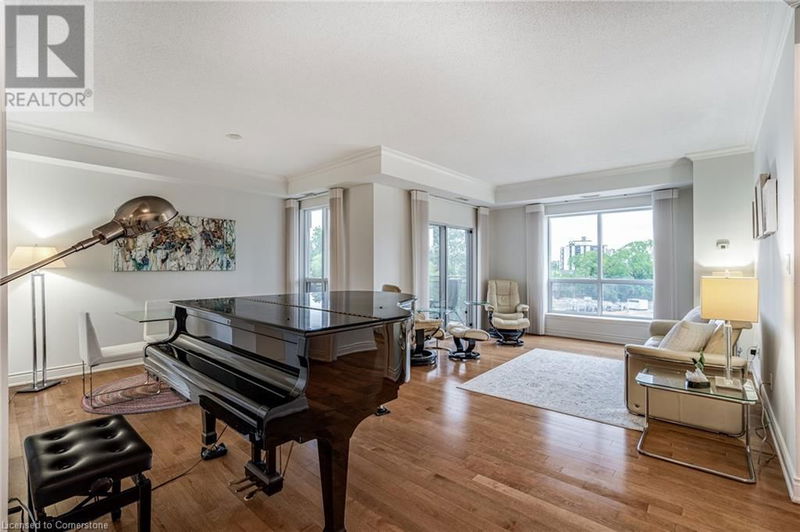 1000 CREEKSIDE Drive  Dundas, L9H7S6 | Image 11