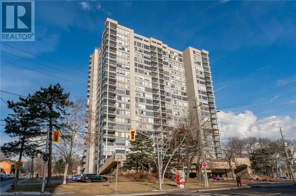 75 QUEEN Street N Unit# 1501 Image 1