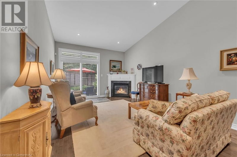 4 TOULON Avenue  Ancaster, L9K0E5 | Image 16