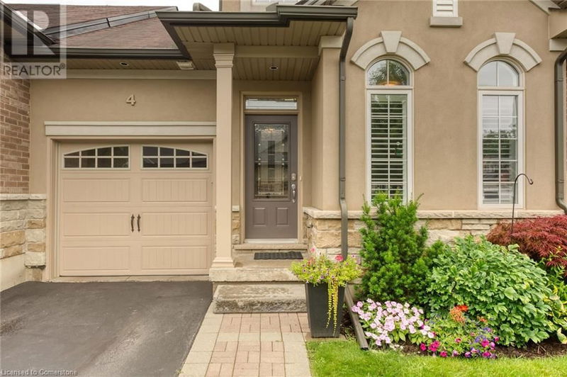 4 TOULON Avenue  Ancaster, L9K0E5 | Image 4