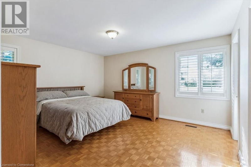 335 YORK Road  Burlington, L7N3N8 | Image 16