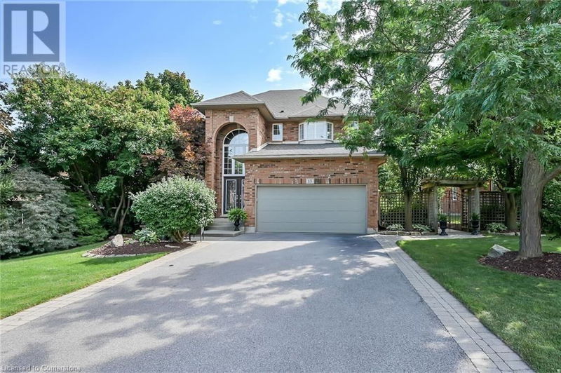 15 Pelham Drive  Ancaster, L9K1L4 | Image 2