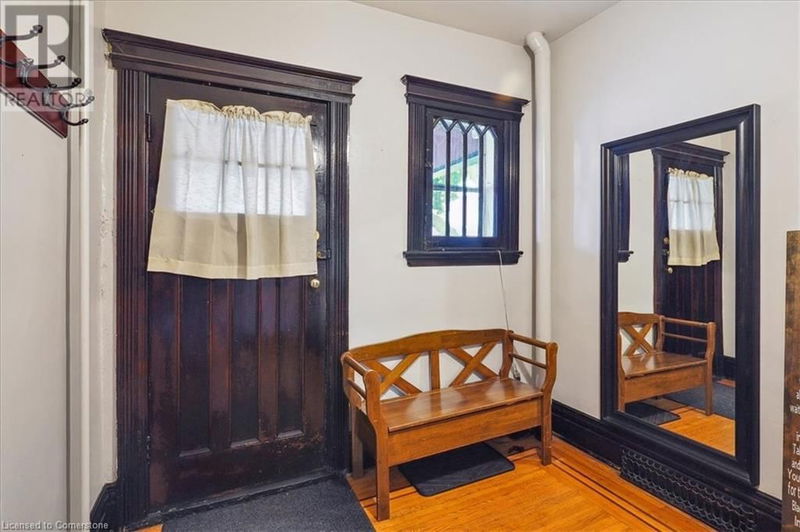 10 HUNTLEY Street  Hamilton, L8L5X8 | Image 4