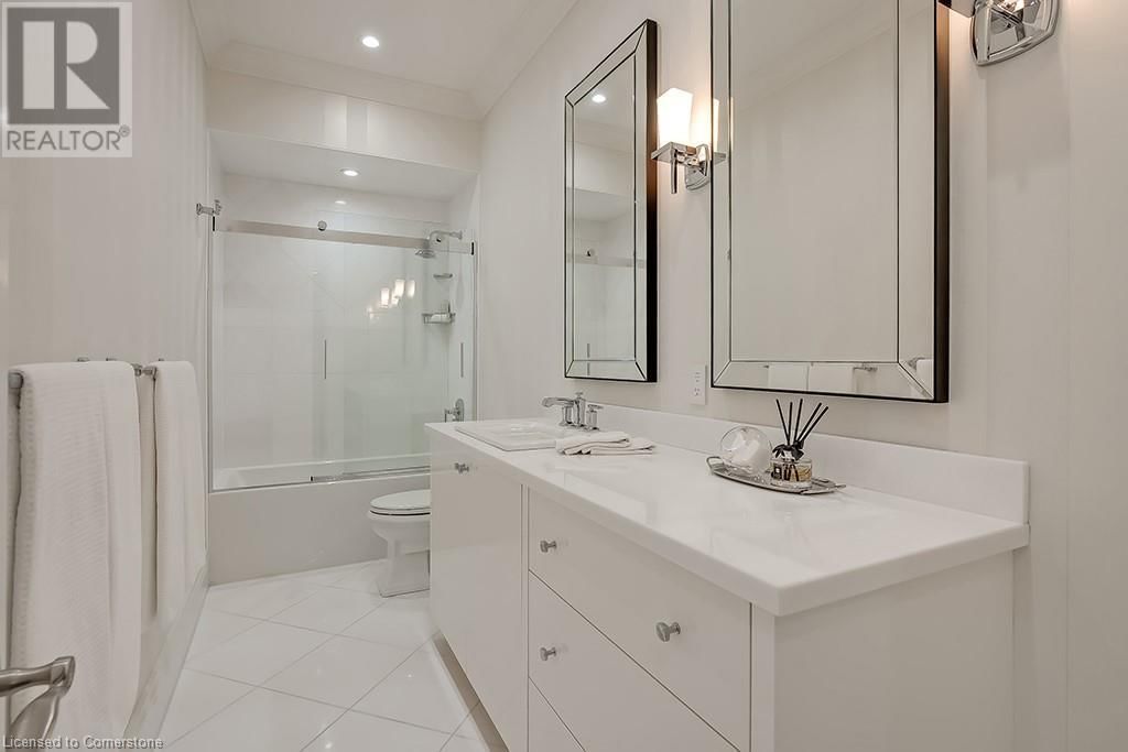 445 ELIZABETH Street Unit# PH1 Image 30