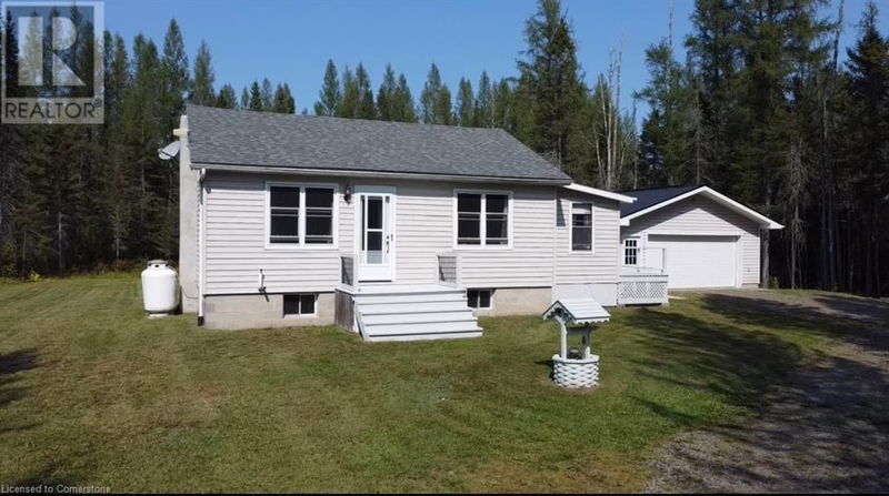 3454 MEMORIAL PARK Drive  Powassan, P0H1Z0 | Image 1