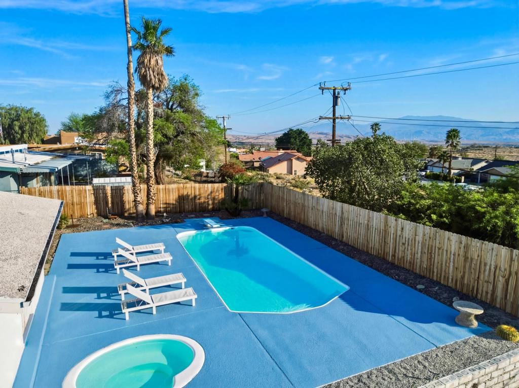Property photo 43