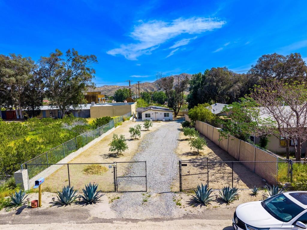Property photo 23