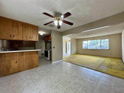 4070 Sunny Dunes Road, Palm Springs, CA 92264