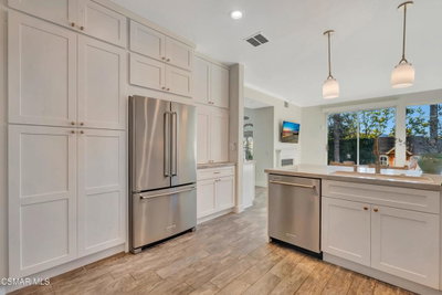 531 Shadow Lane, Simi Valley, CA 93065