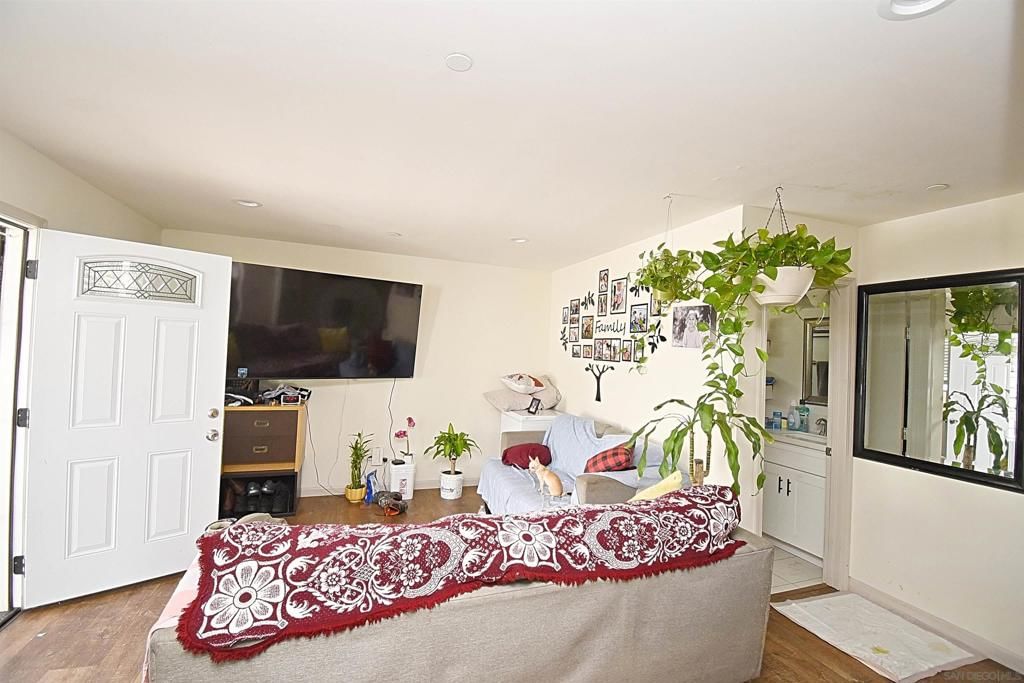 Property photo 37