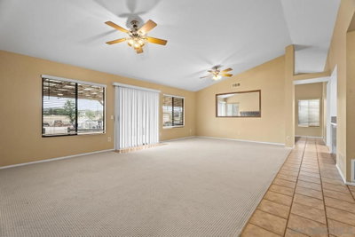 1368 Oakleaf Ln, Ramona, CA 92065