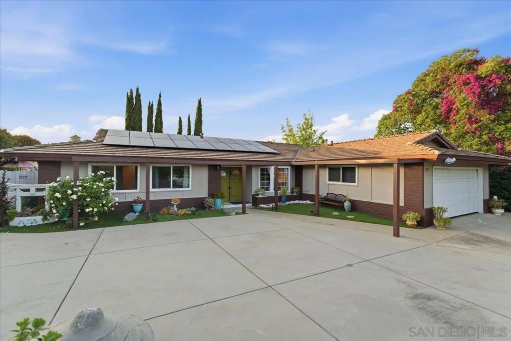1872 Craigmore, Escondido, CA, 92027