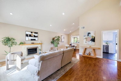 1605 Havenwood Dr, Oceanside, CA 92056