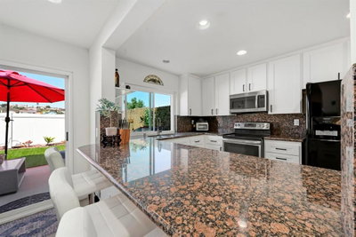 7266 Oakham, San Diego, CA 92139