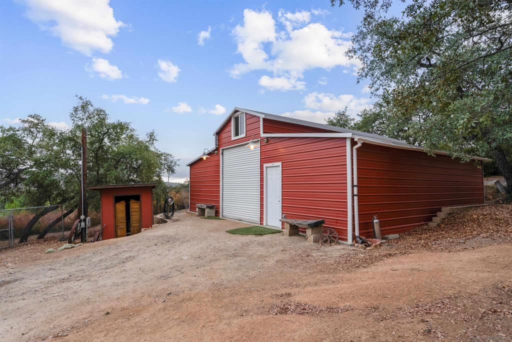 Property photo 36