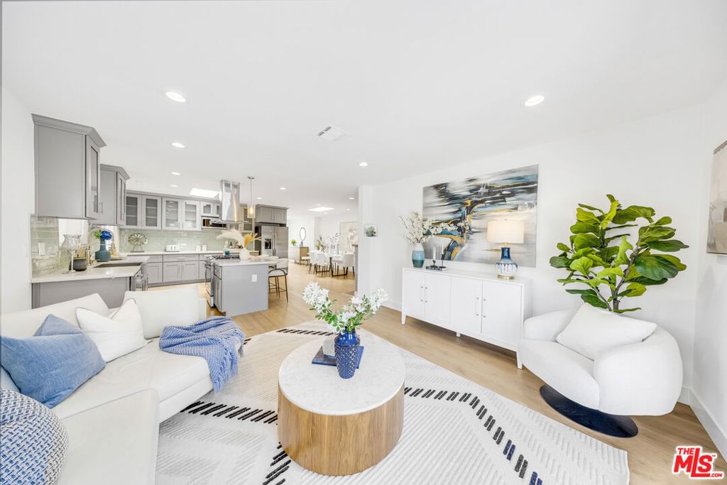 11115 Greenlawn Avenue