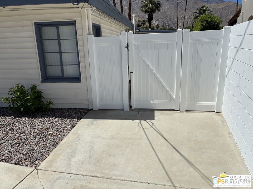 Property photo 33