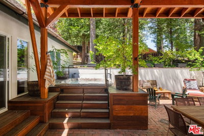 28641 Shenandoah Drive, Lake Arrowhead, CA 92352