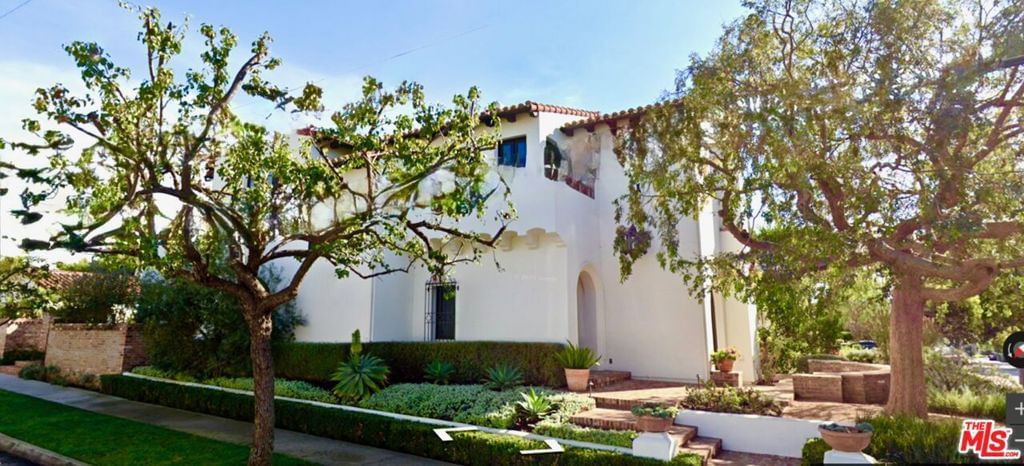 878 Hartzell Street, Pacific Palisades, CA, 90272