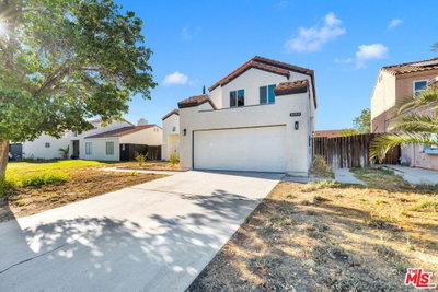 3723 Hollowglen Drive, Palmdale, CA 93550
