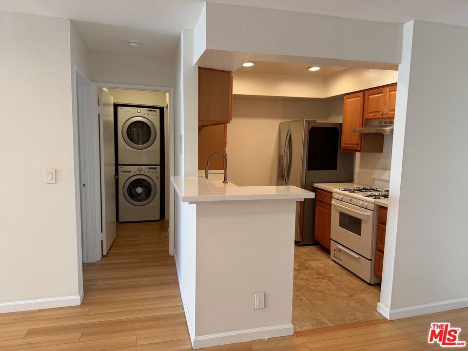 1118 Valencia Street #219 — photo 1