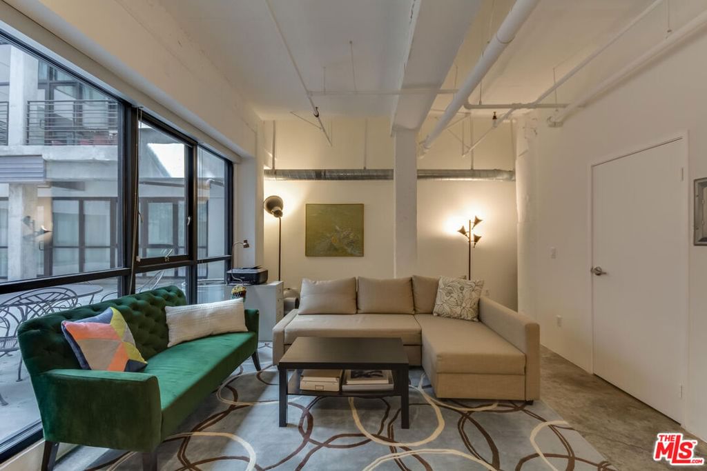 330 11th Street #C03 — photo 4