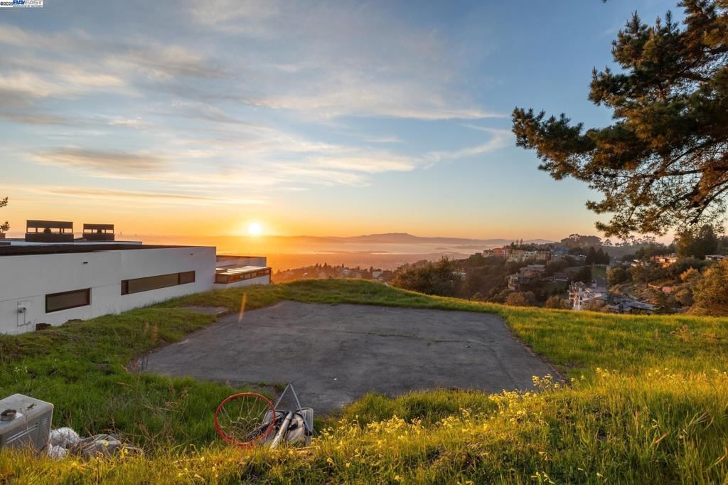 7041 DEVON WAY, Berkeley, CA, 94705