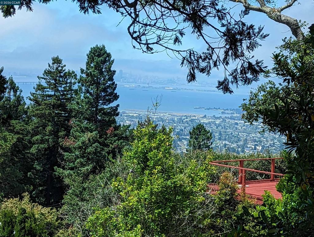 1110 Sterling Av, Berkeley, CA, 94708