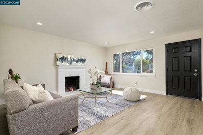 48 Leland Rd, Pittsburg, CA 94565