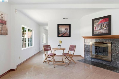 315 M St, Patterson, CA 95363