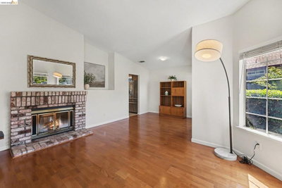 1621 Ponderosa Dr, Oakley, CA 94561