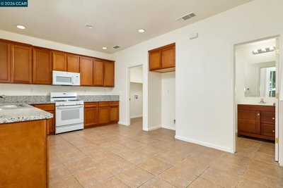 7690 Roosterfish Way, Sacramento, CA 95828