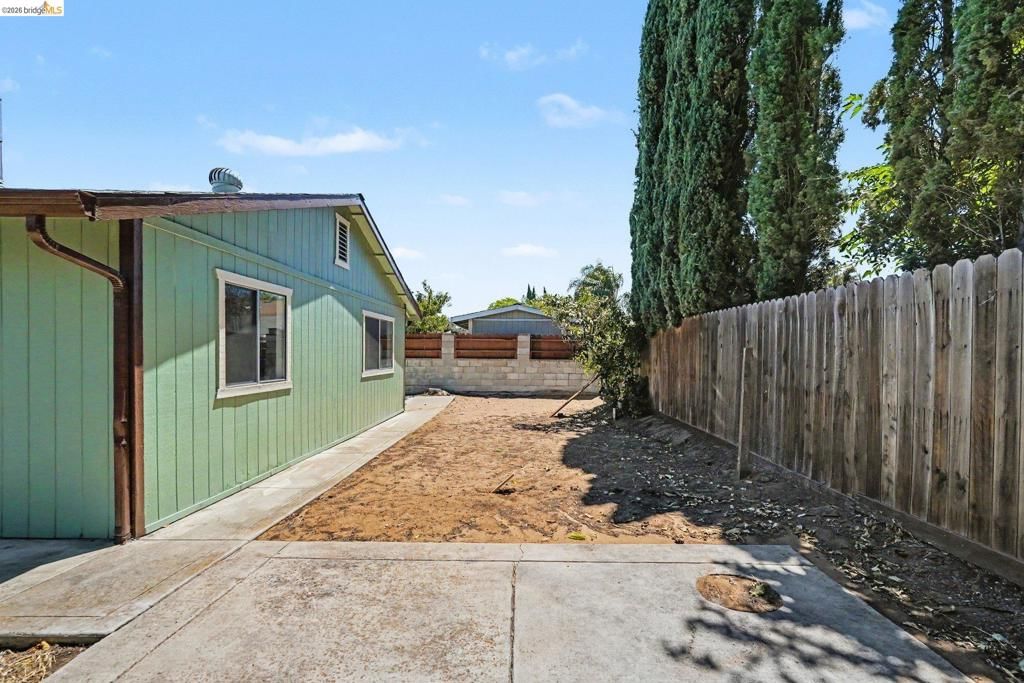 Property photo 25
