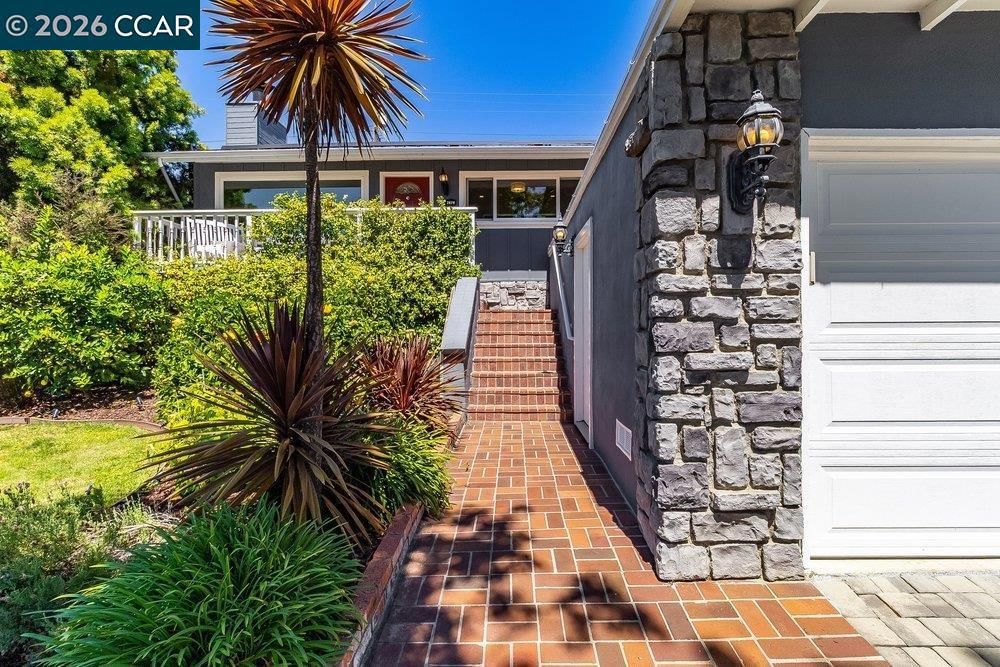 2674 Briarfield Ave, Redwood City, CA, 94061