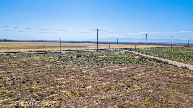 70 Antelope, Lancaster, CA, 93536
