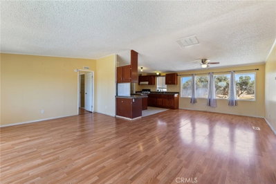 8195 Alta Mesa Road, Oak Hills, CA 92344