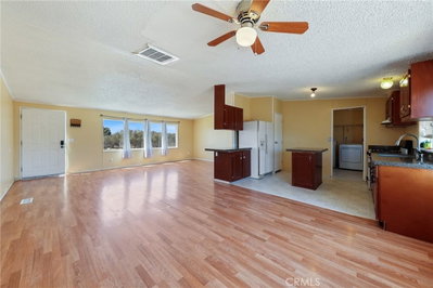 8195 Alta Mesa Road, Oak Hills, CA 92344