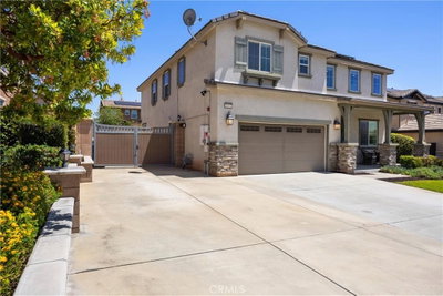 5377 Strawberry, Fontana, CA 92336