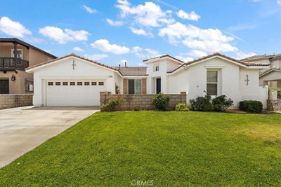 11930 Clayton Lane, Victorville, CA 92392