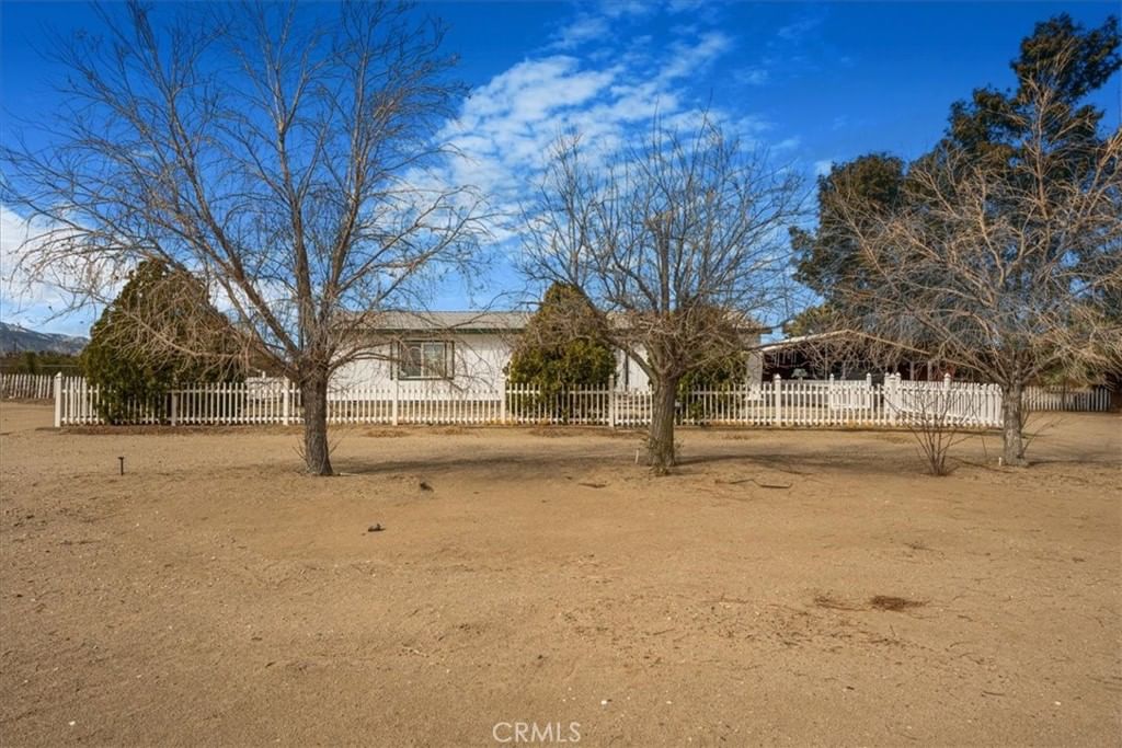 13378 Paramount Road, Phelan, CA, 92371