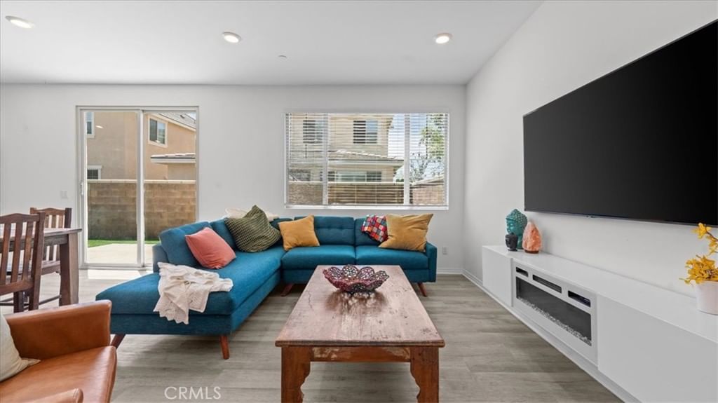 16537 Monteviejo, Fontana, CA, 92336