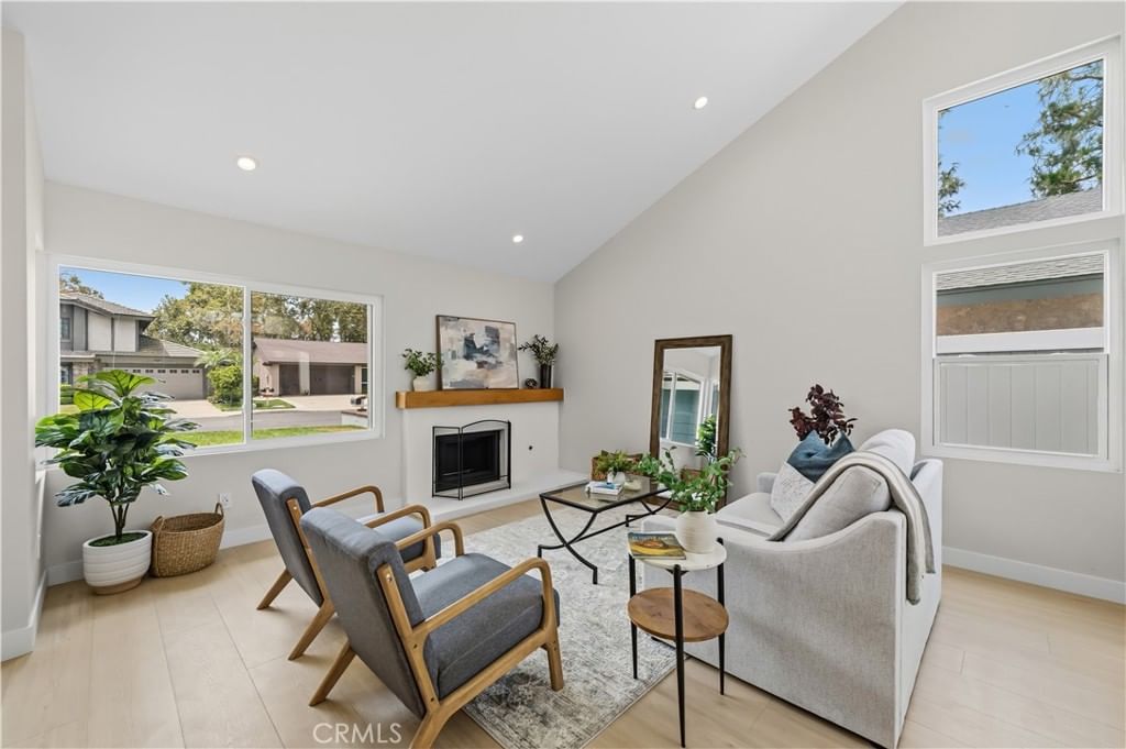 2861 Kings River Lane, Ontario, CA, 91761