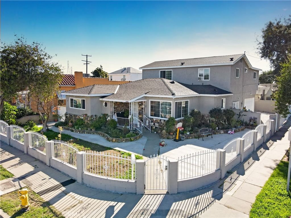 6100 Southside Drive — photo 1