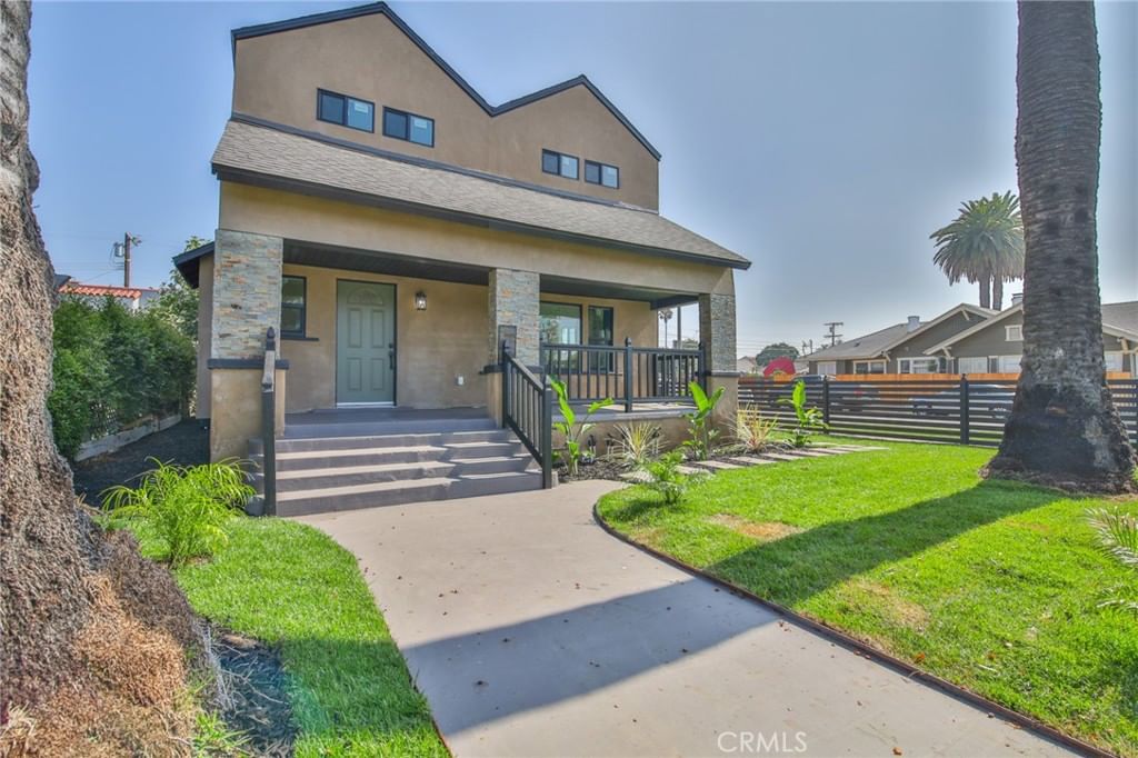 1301 46th, Los Angeles, CA, 90037