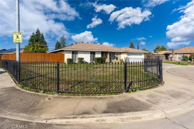 2160 3rd Street, Sanger, CA 93657