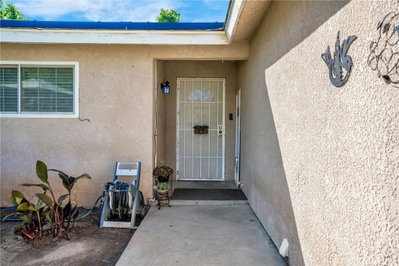 3849 Stanford, Fresno, CA 93727